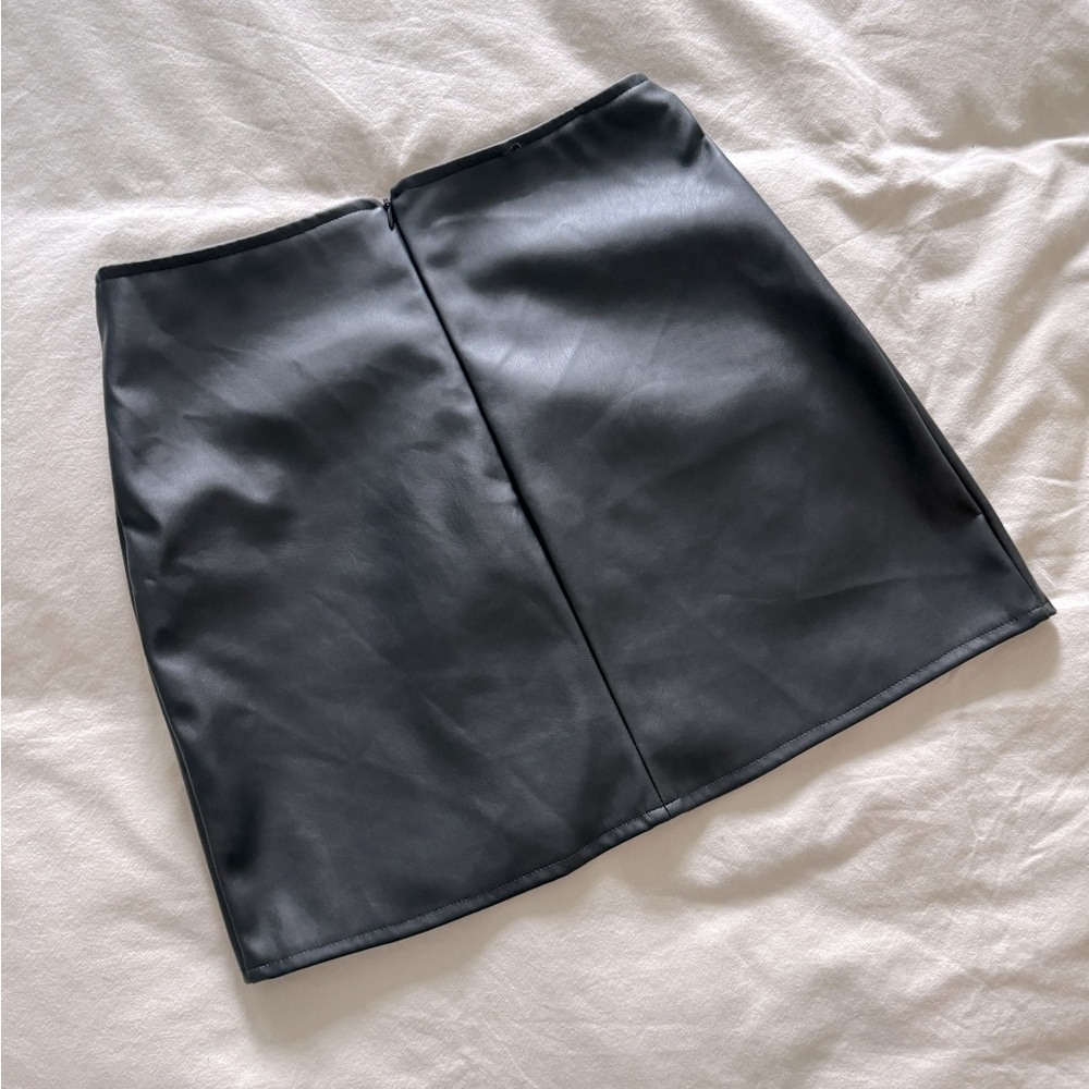 STREETWEAR SOCIETY - mini vegan leather skirt - Picture 5 of 7